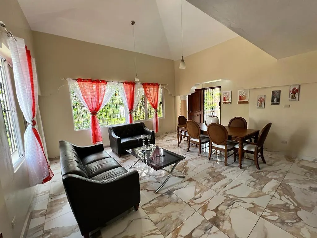 דירות פוארטו פלטה Casa Amplia Con Piscina