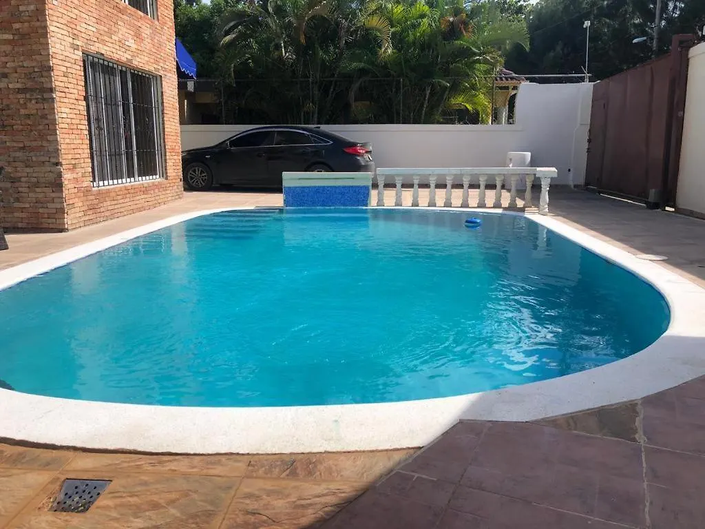 דירות פוארטו פלטה Casa Amplia Con Piscina הרפובליקה הדומיניקנית
