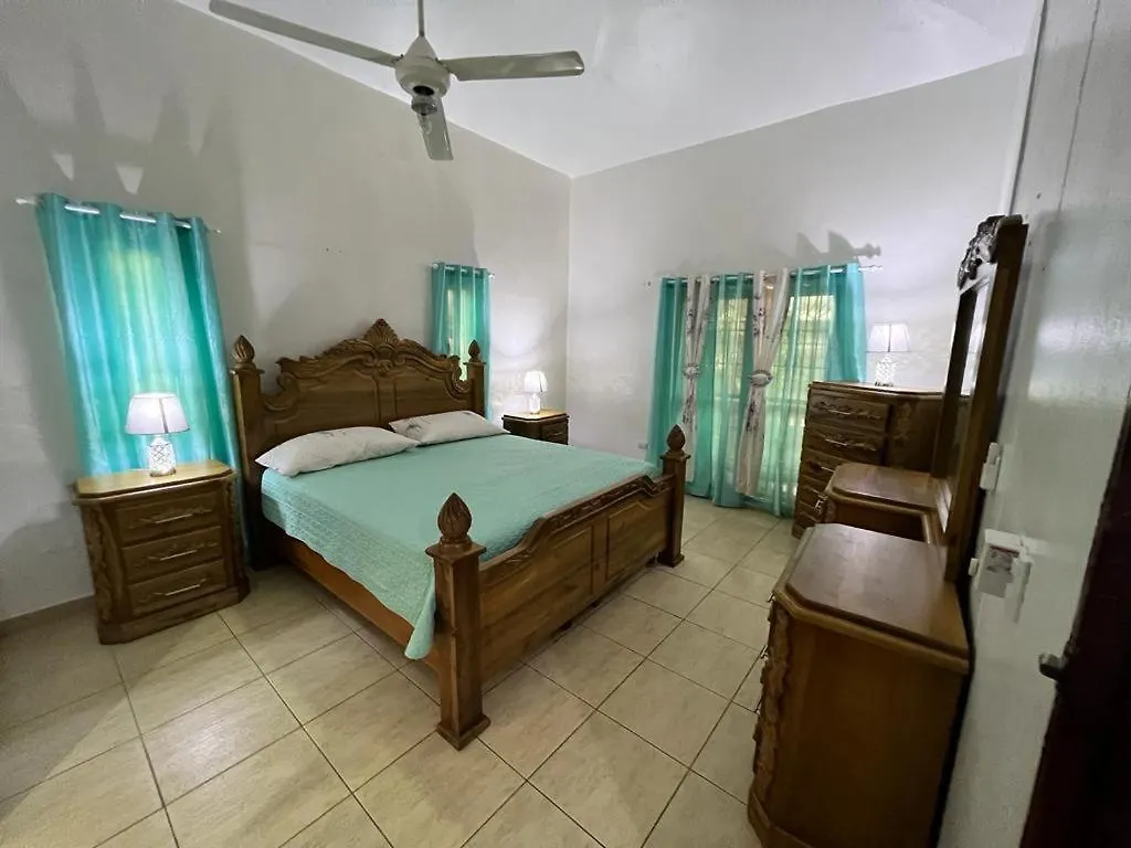 דירות פוארטו פלטה Casa Amplia Con Piscina